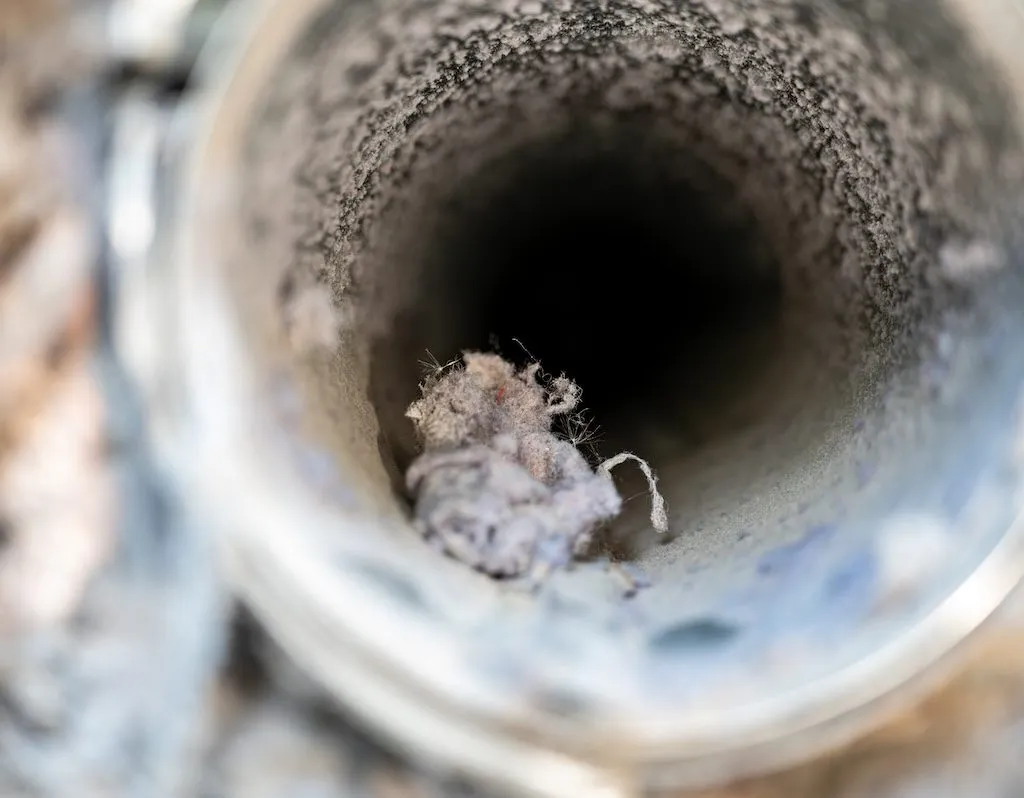 dirty air duct inside